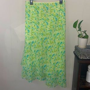 Lane Bryant beautiful floral silky ruffle skirt 26/28